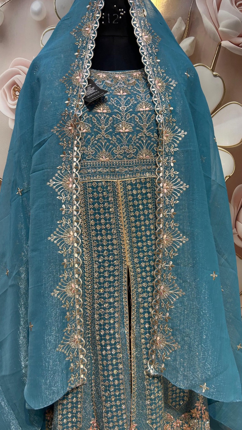 Noor Mahal look