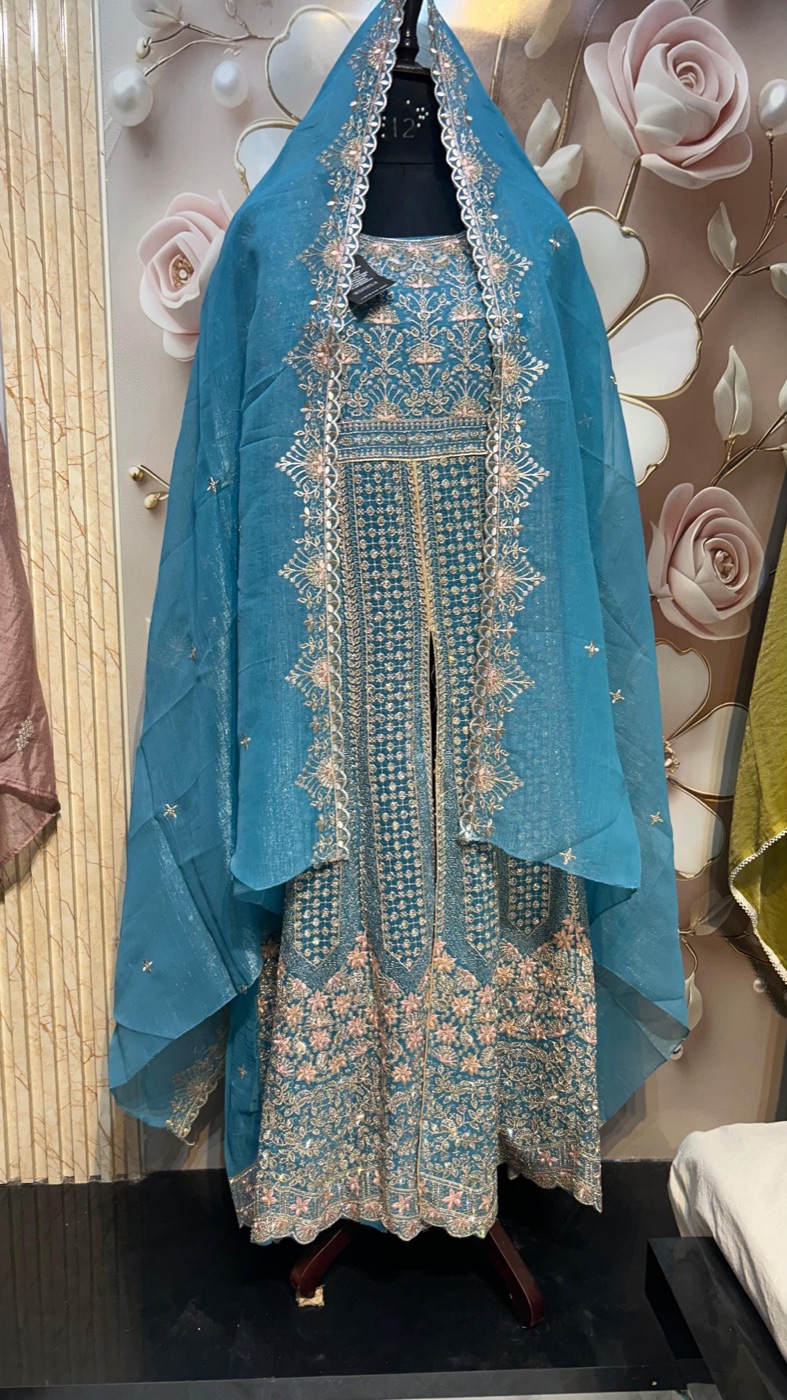 Noor Mahal look