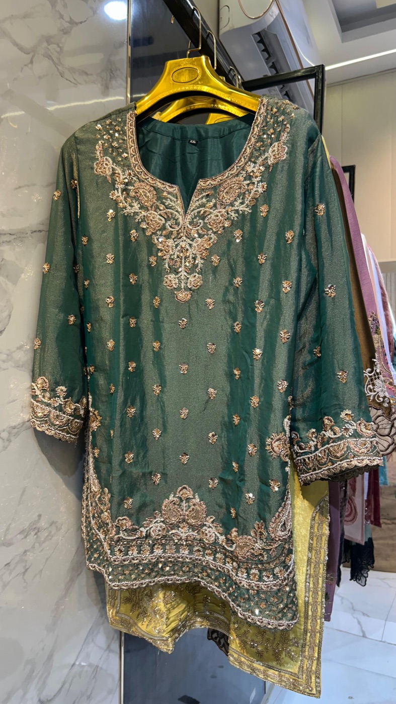 Noor Mahal look